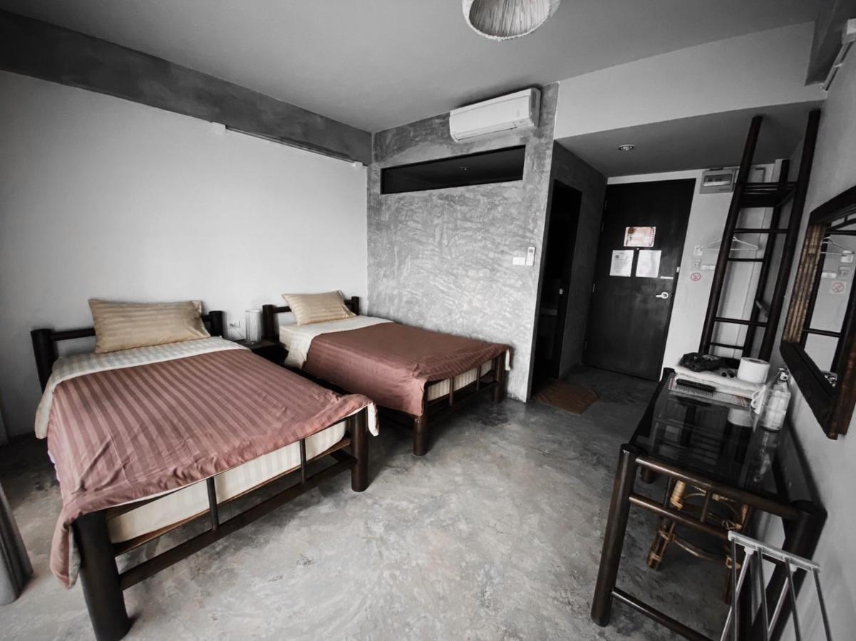 Lamphu House Hotel 2*