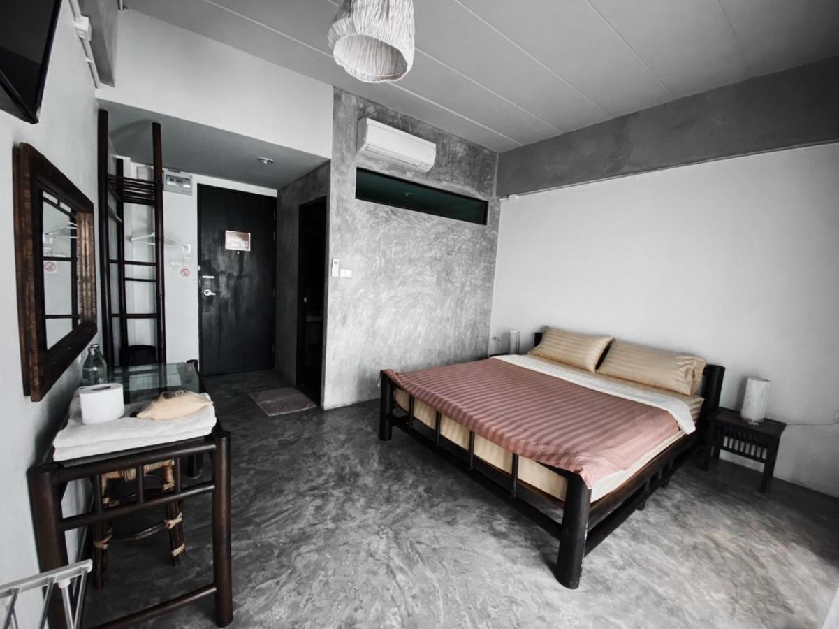 Lamphu House