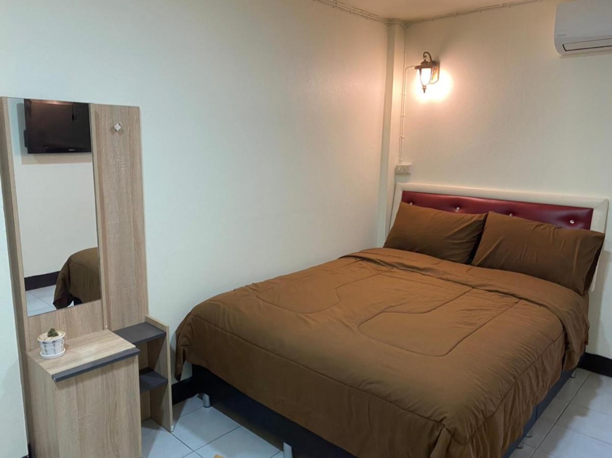 Apartment Ban Pongphan