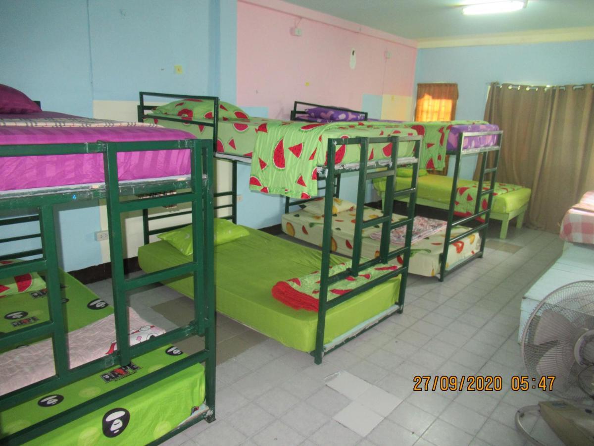 Jay And Restaurant (adults Only) Rumah tetamu Chiang Mai
