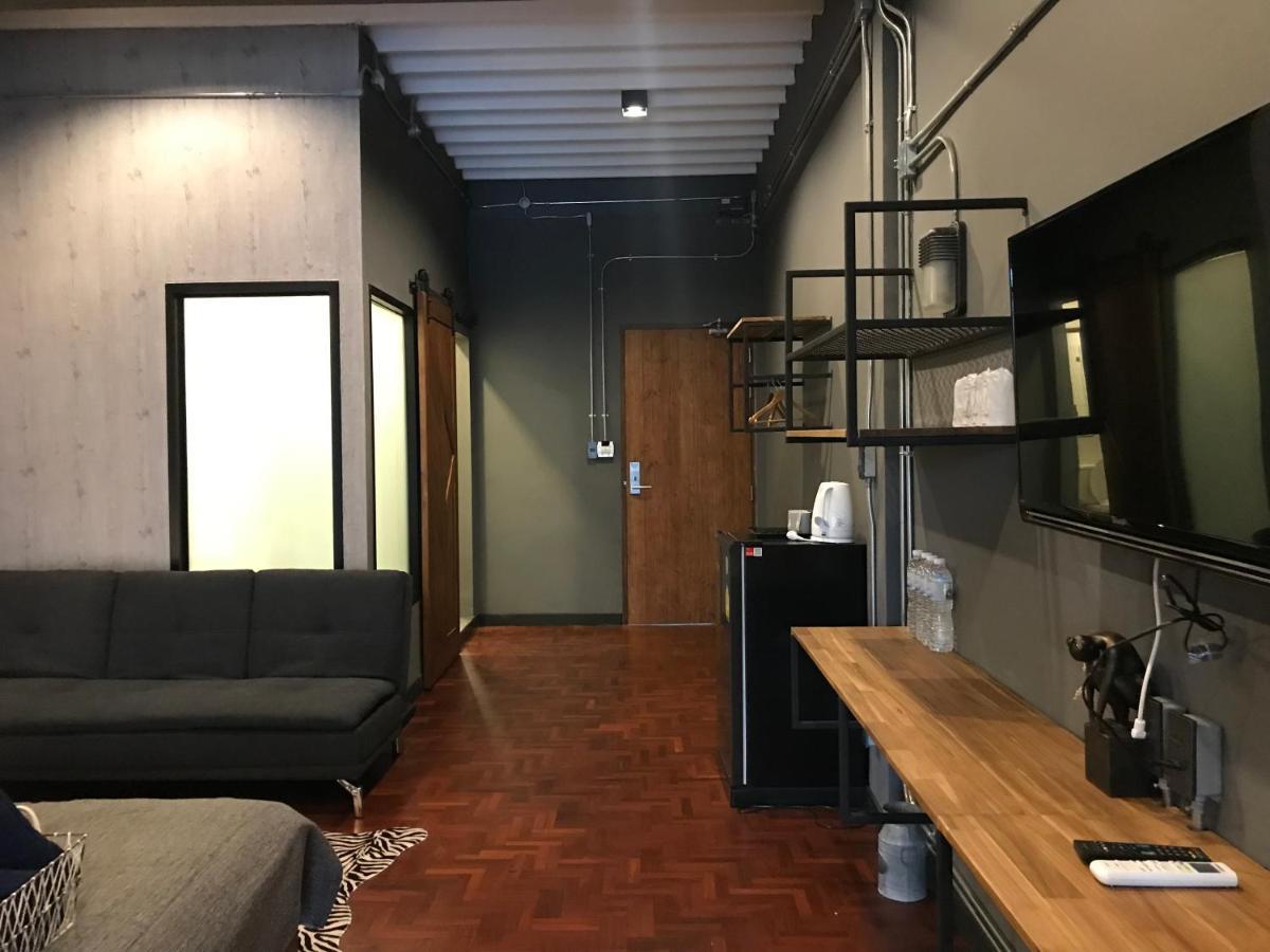 Signature Coffee & Bed Bed & Breakfast