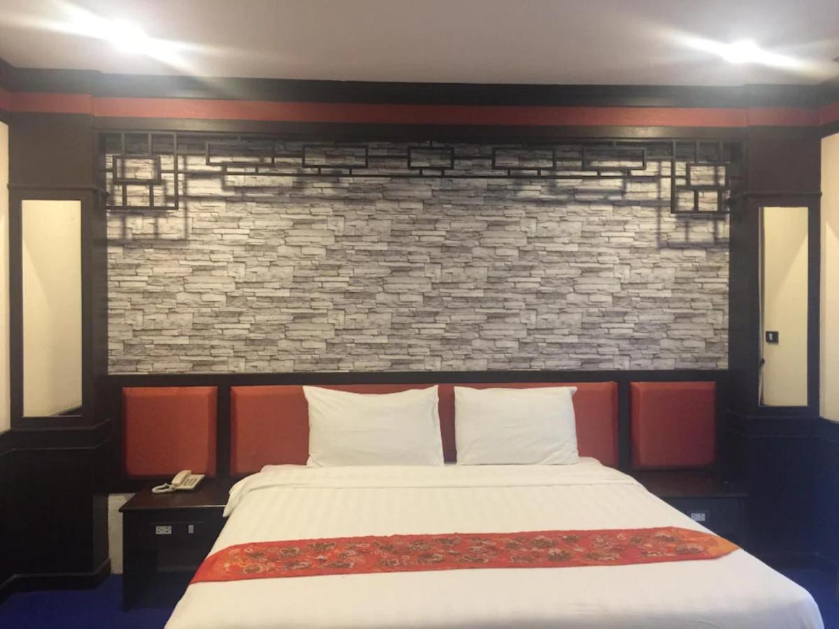 Nim Seng Hotel 3*