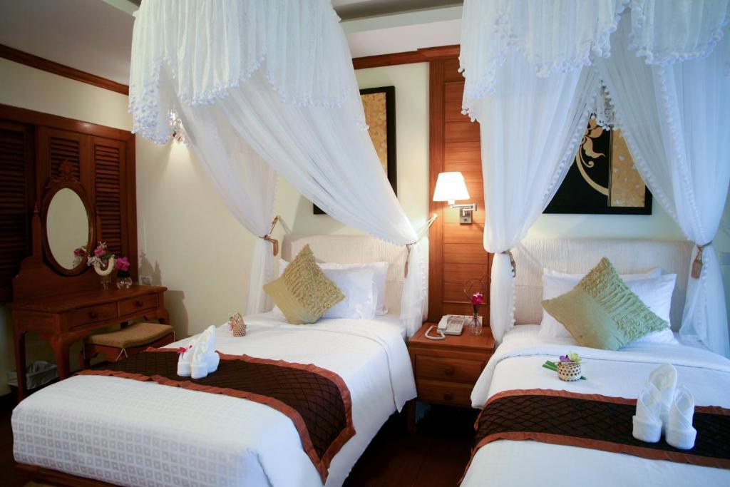 Resort Khum Phaya & Boutique Collection
