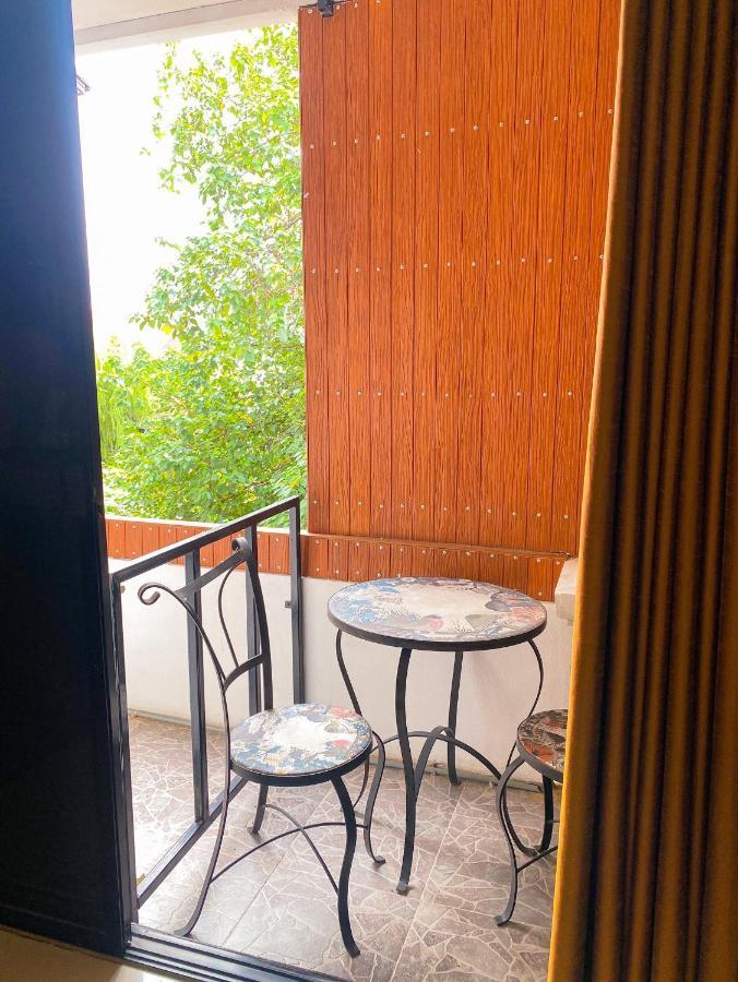 Hotel Tjr Boutique *