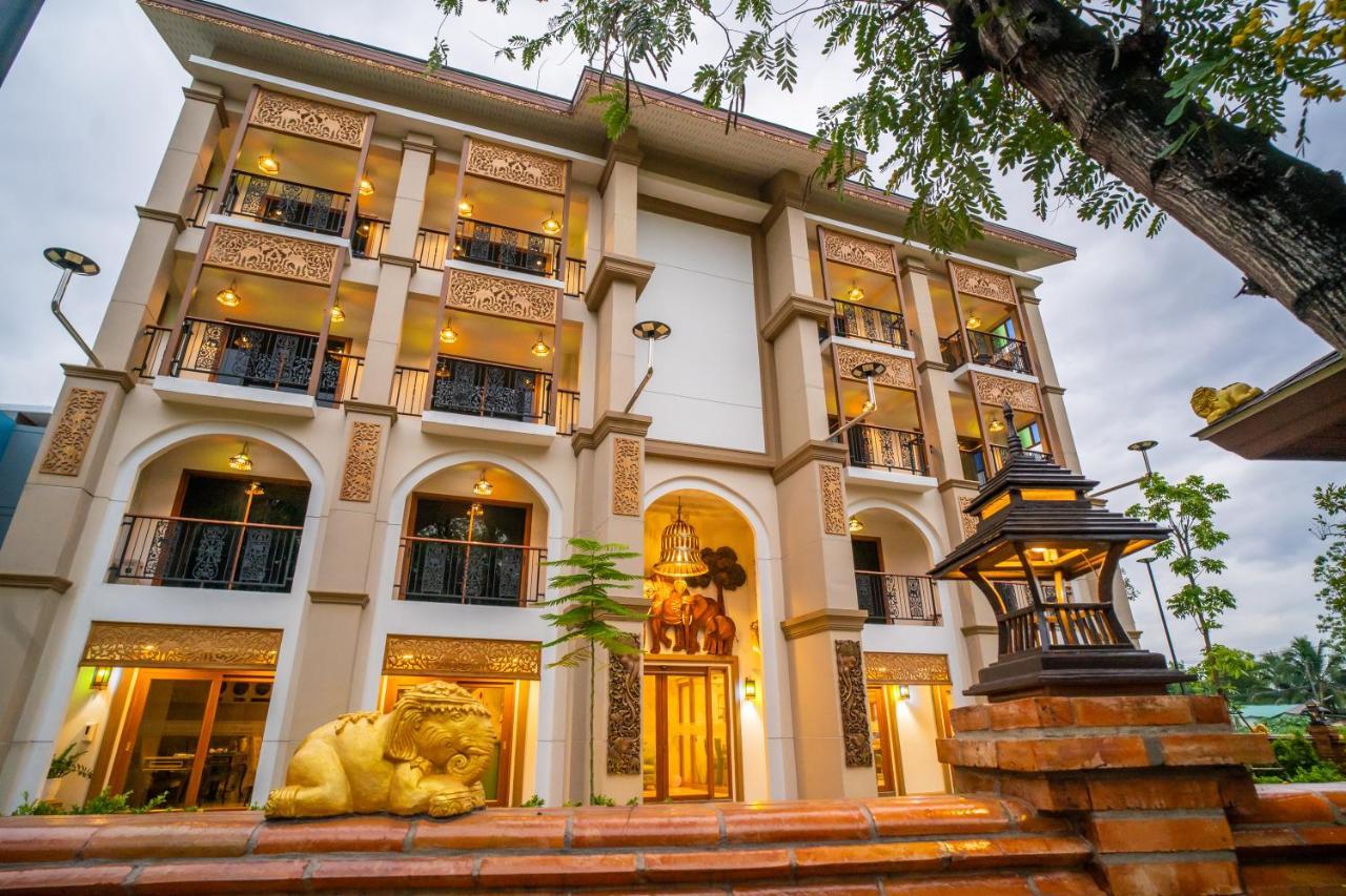 Siri Nakornpink Sha Chiang Mai