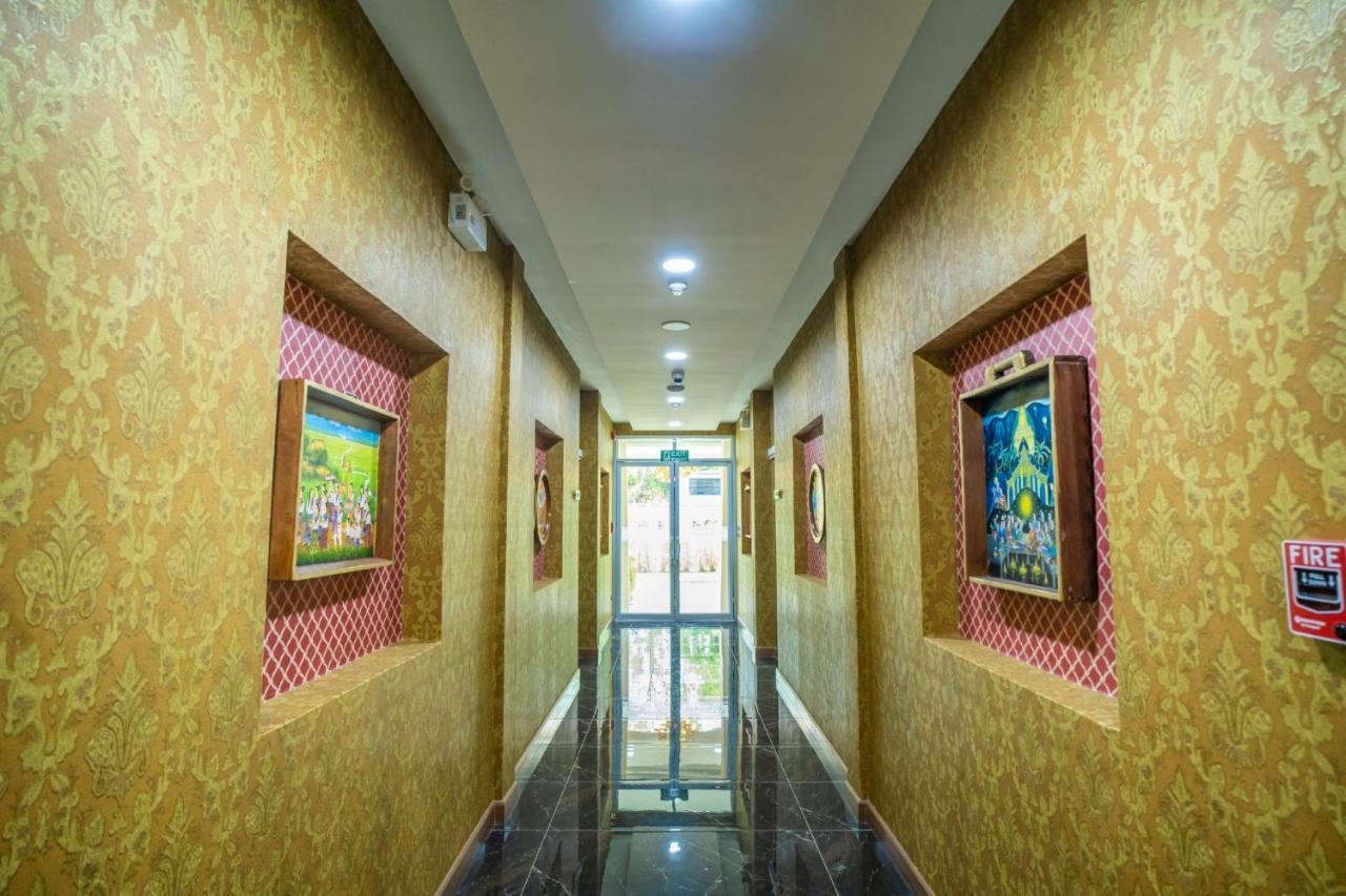 Siri Nakornpink Sha Hotel