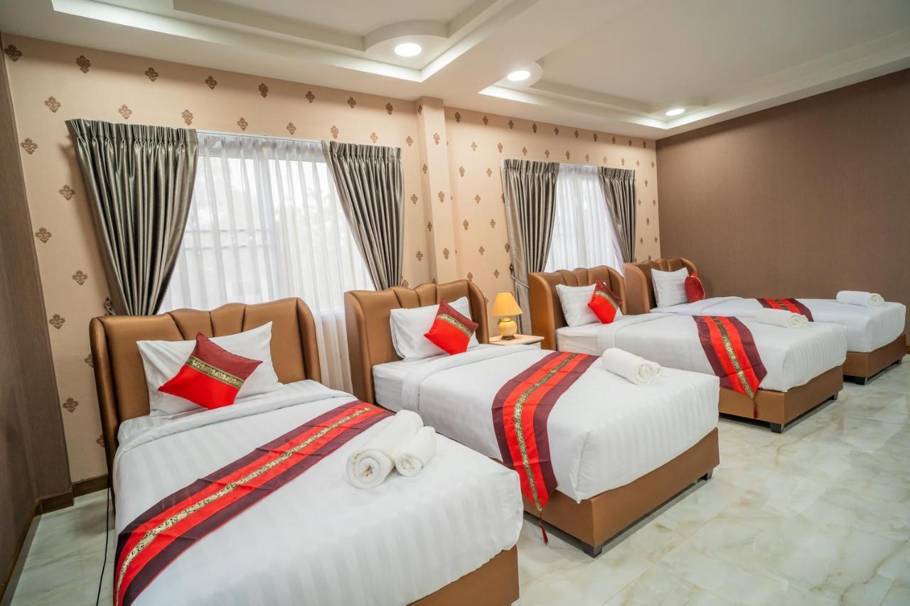 Siri Nakornpink Sha Hotel 4*