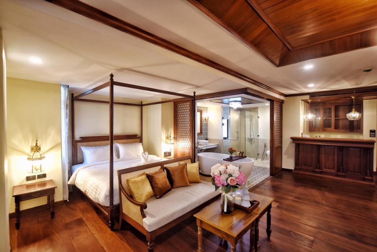 Hotel De Manor 4*