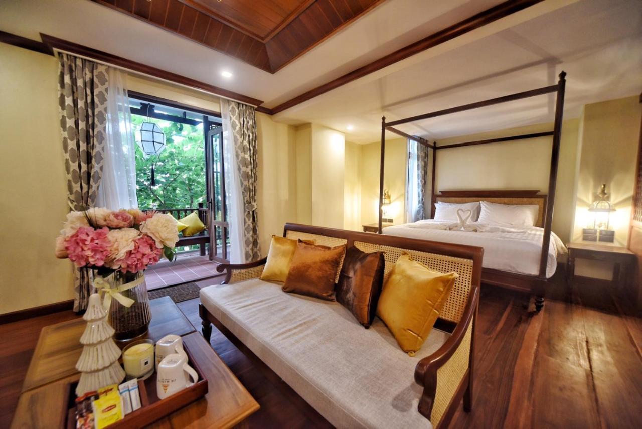 De Manor Hotel 4*