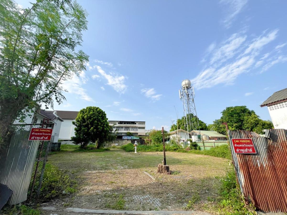 Lamphu House Hotel