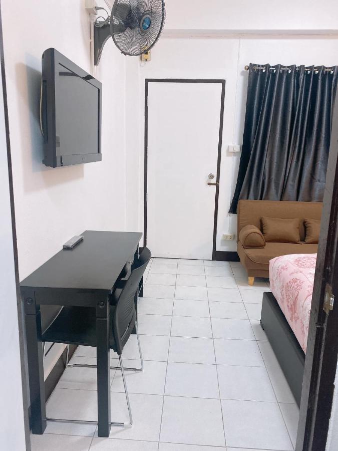 Apartment Ban Pongphan