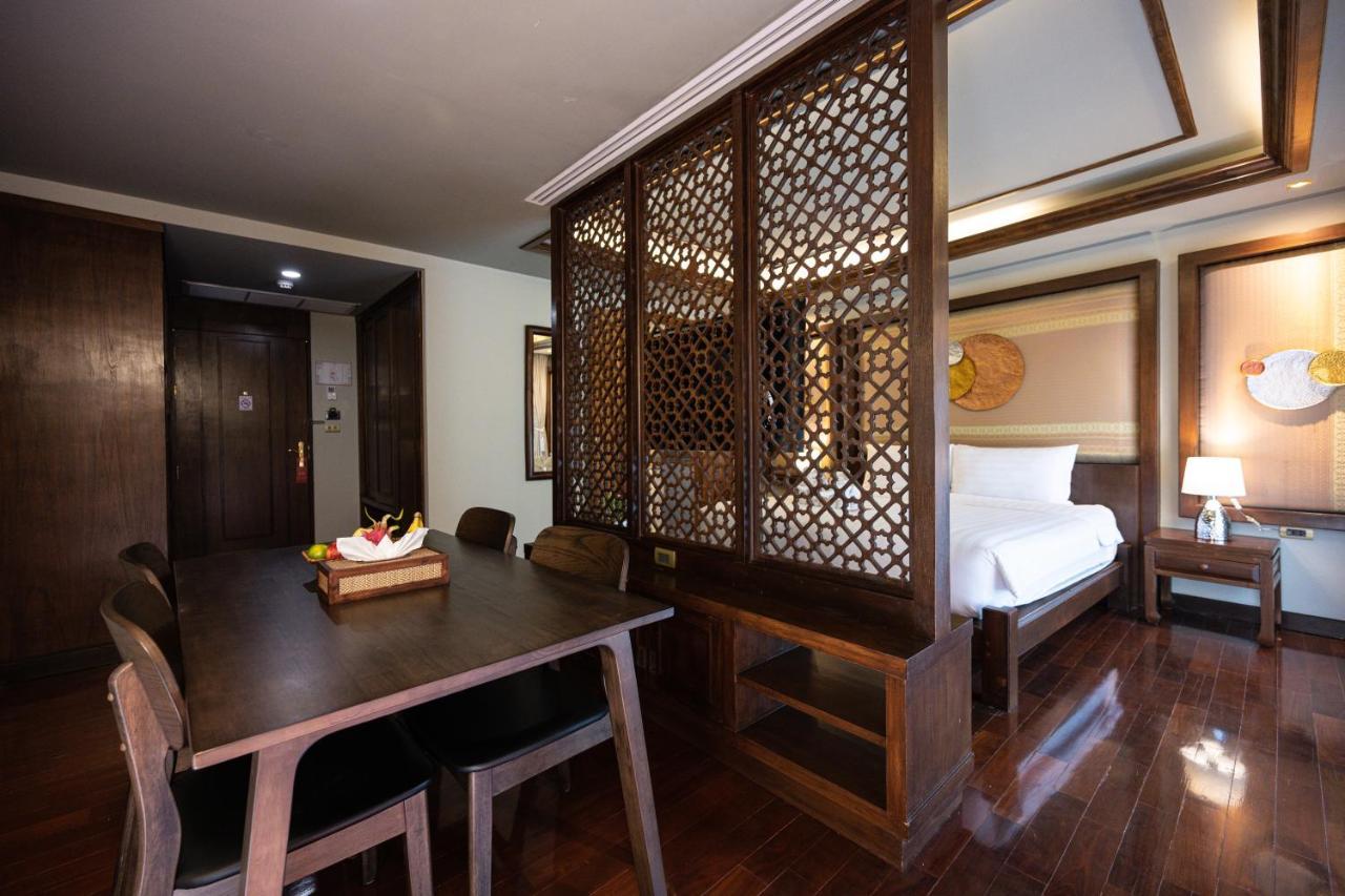 Hotel At Gate Thaphae 3*