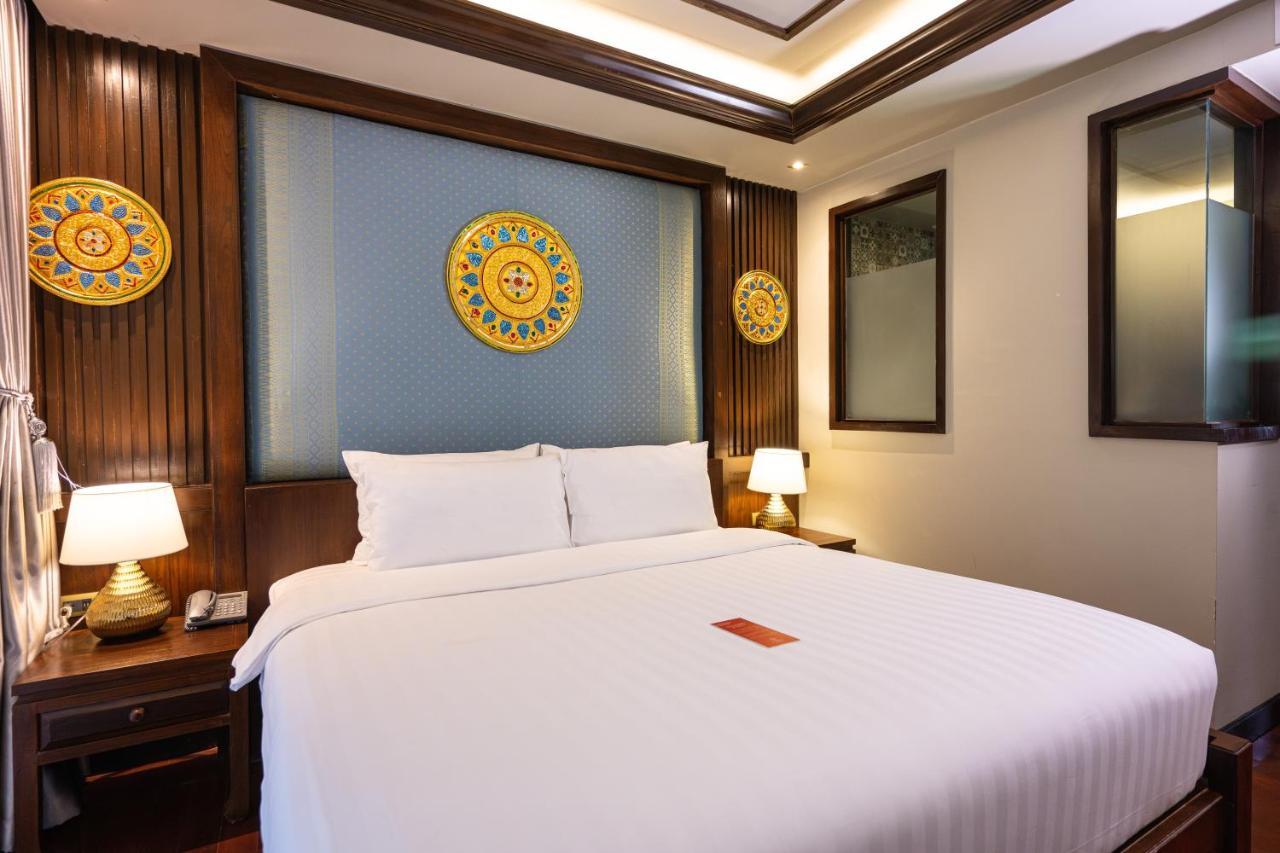 Hotel At Gate Thaphae 3*