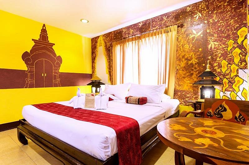Hotel Parasol Old 3*