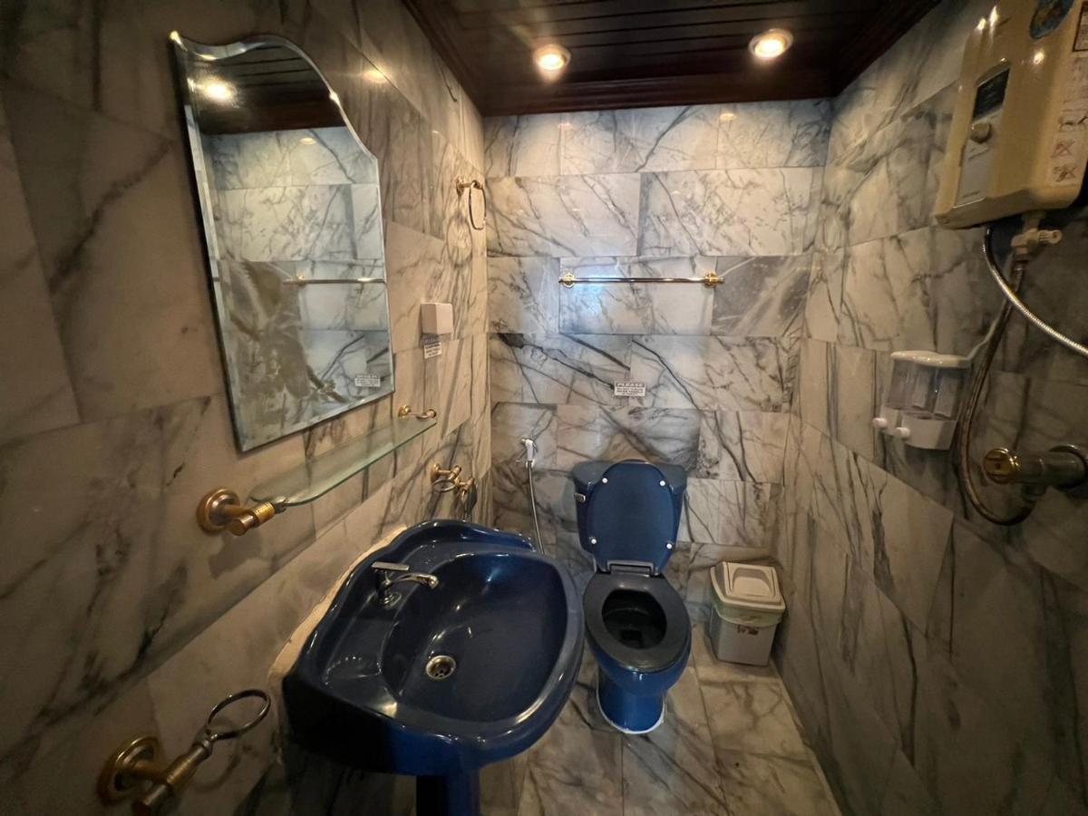 Blue Dream Hotel