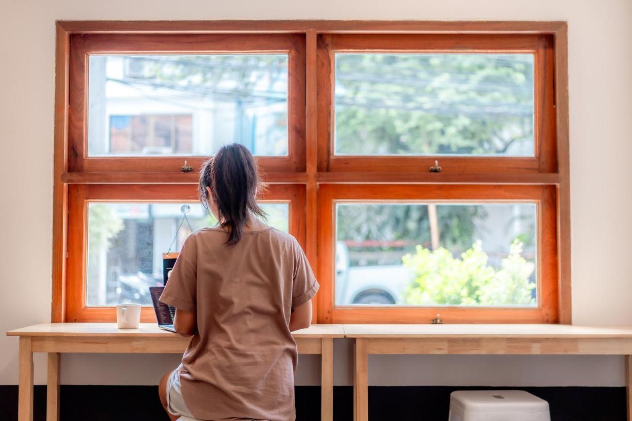 Socialer Coliving & Coworking Space *