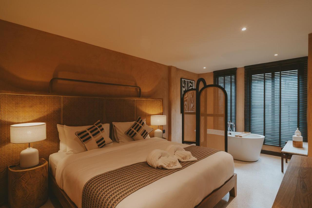Hotel Clay