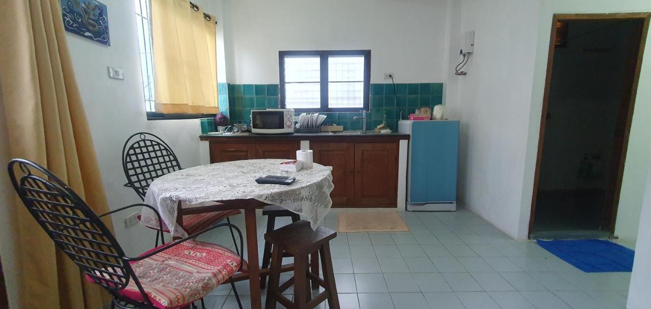 Apartment Singharat In The Old Chiang Mai