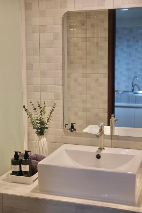 Maitree Cozy Room/close To Nimman/pool/gym