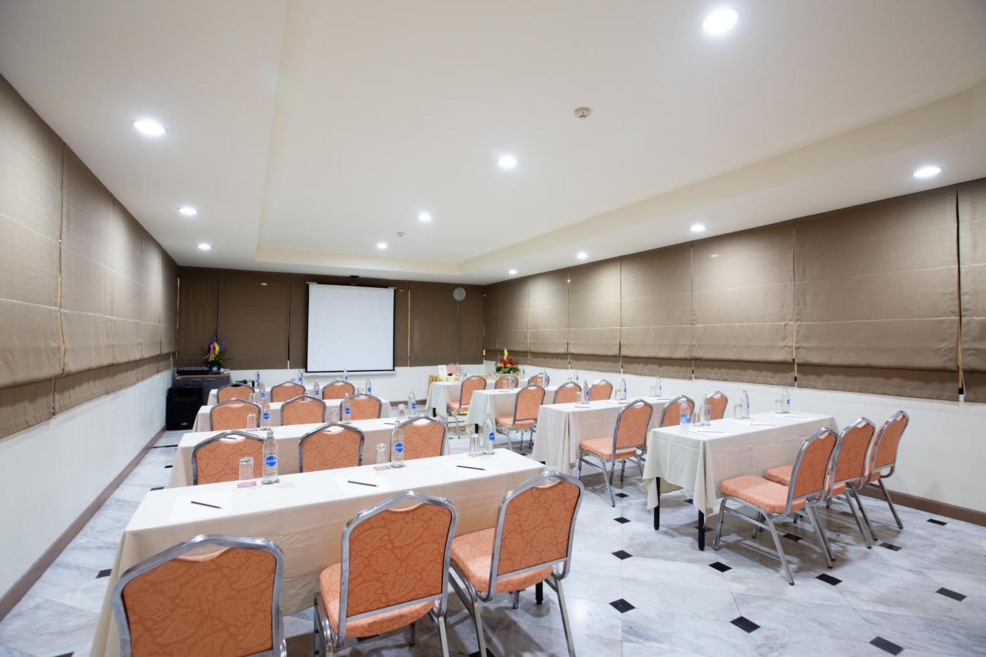 Imm Thaphae Hotel 3*