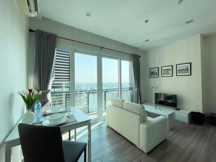 Apartment The Prio Near Airport Plaza *