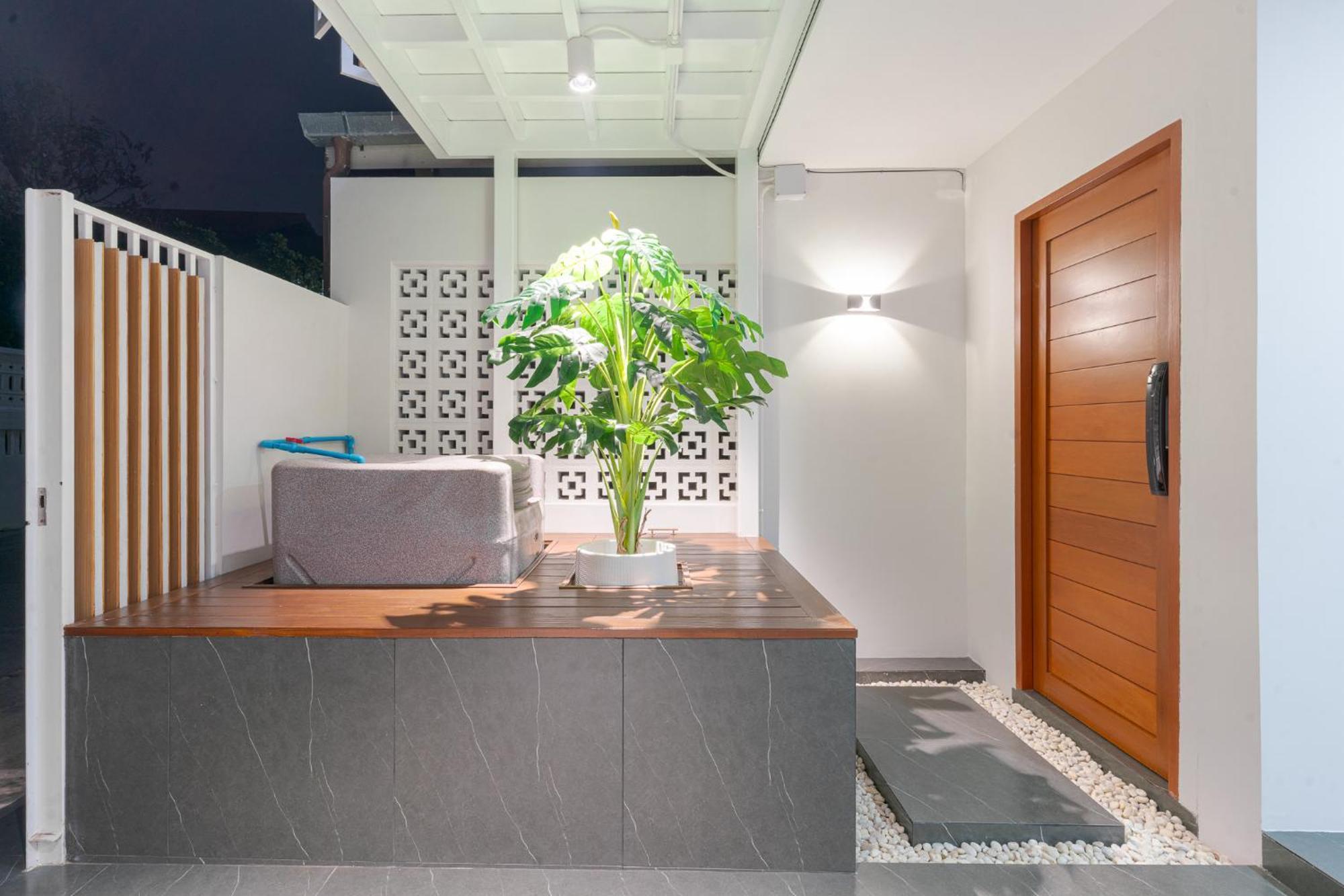 Apartment Modern Style Townhome /2br Near Cnx Moat *