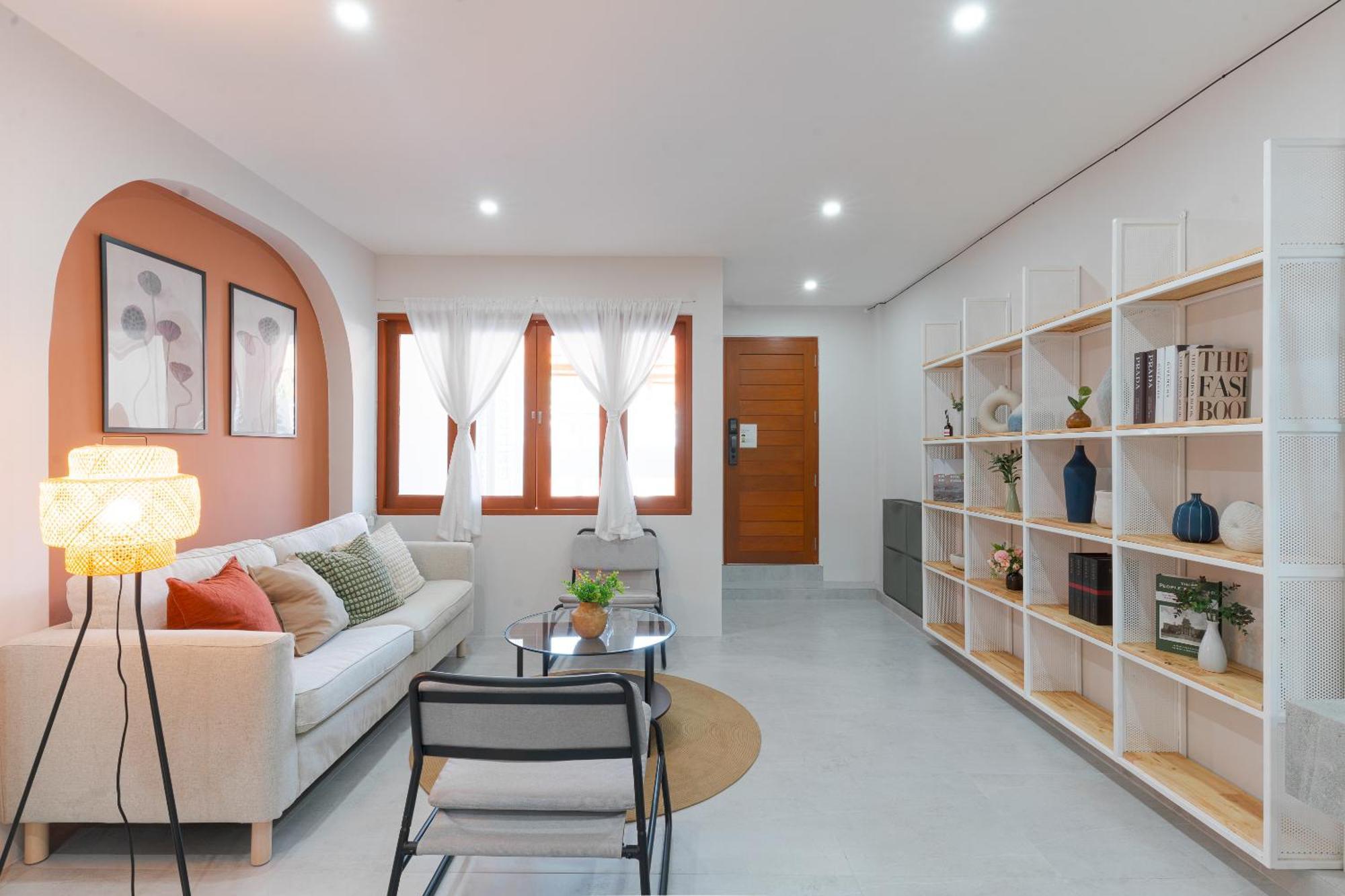 Modern Style Townhome /2br Near Cnx Moat Chiang Mai