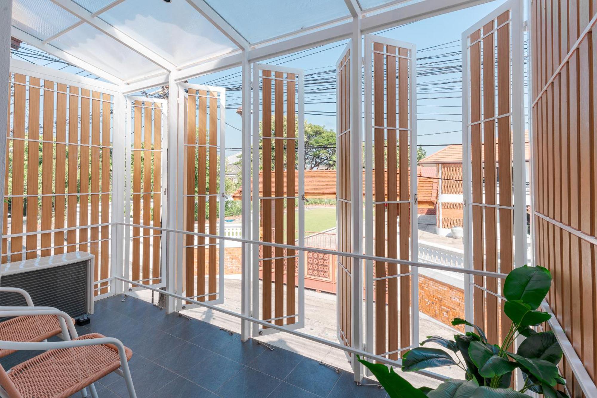 Modern Style Townhome /2br Near Cnx Moat *