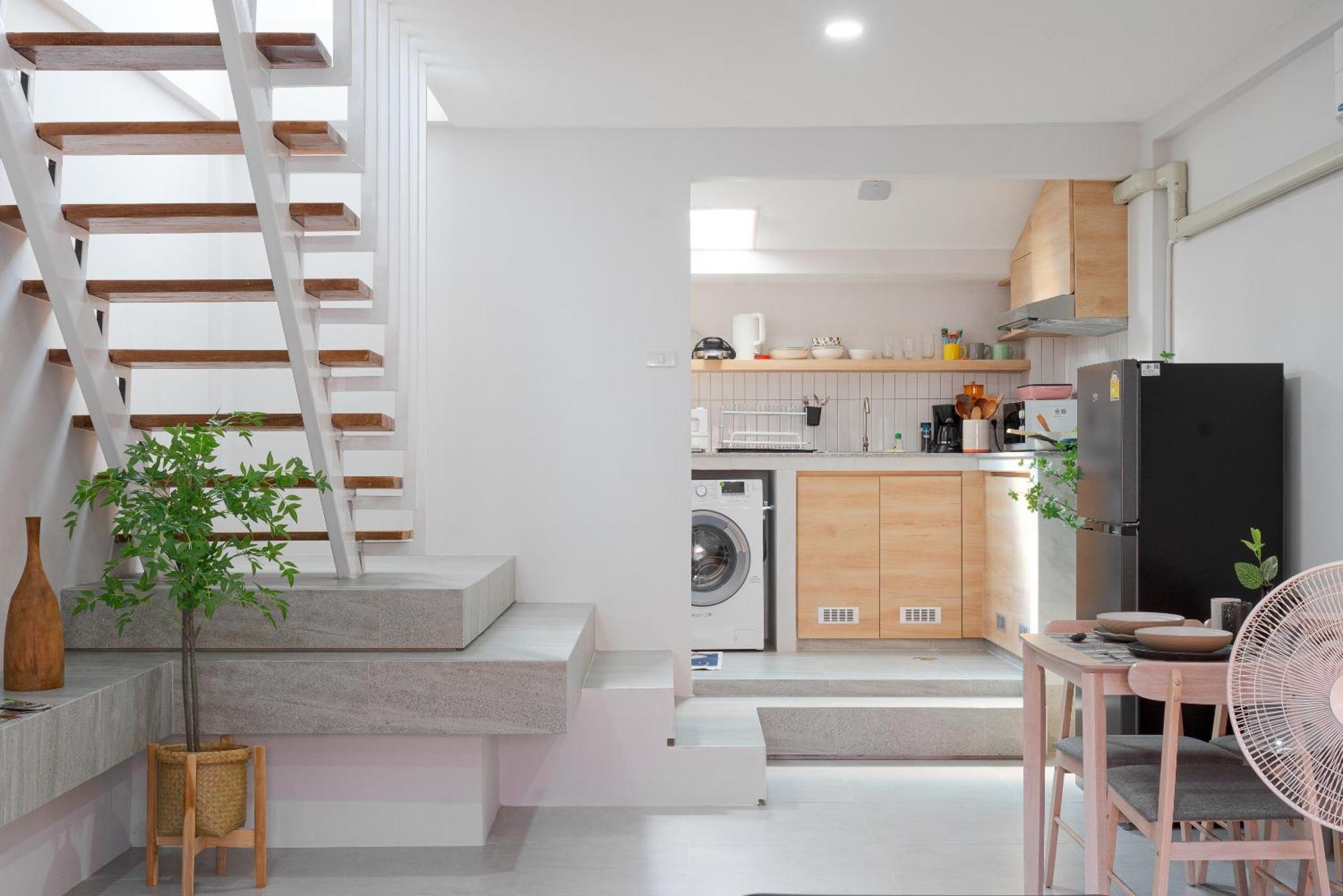 Modern Style Townhome /2br Near Cnx Moat Chiang Mai