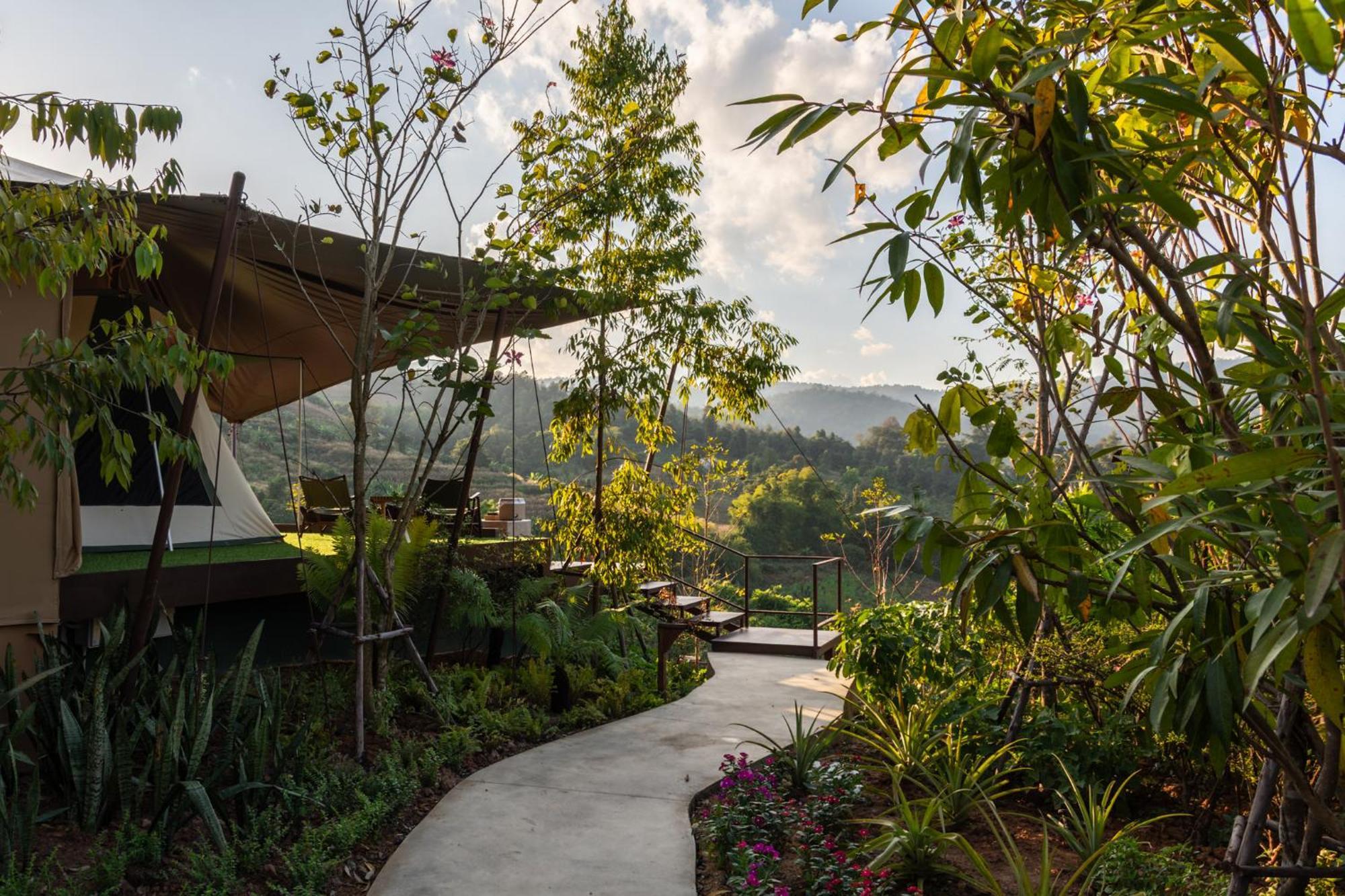 Camp Cayla - Stellar Luxury tent Chiang Mai