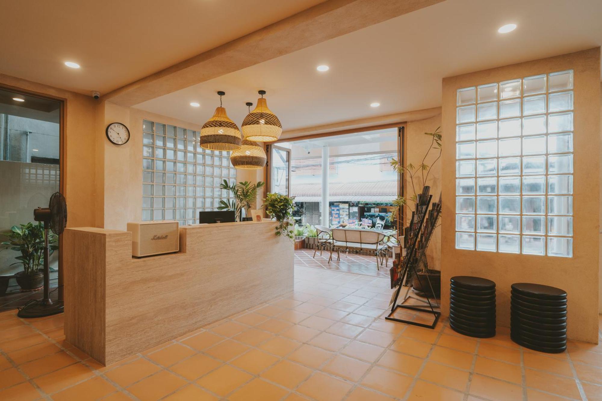 Hotel Clay