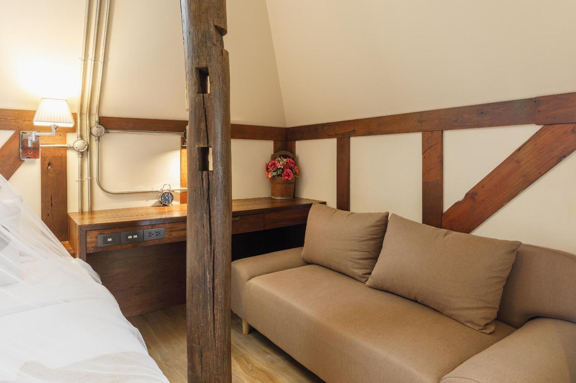 Le Charcoa Hotel Hotel 4*