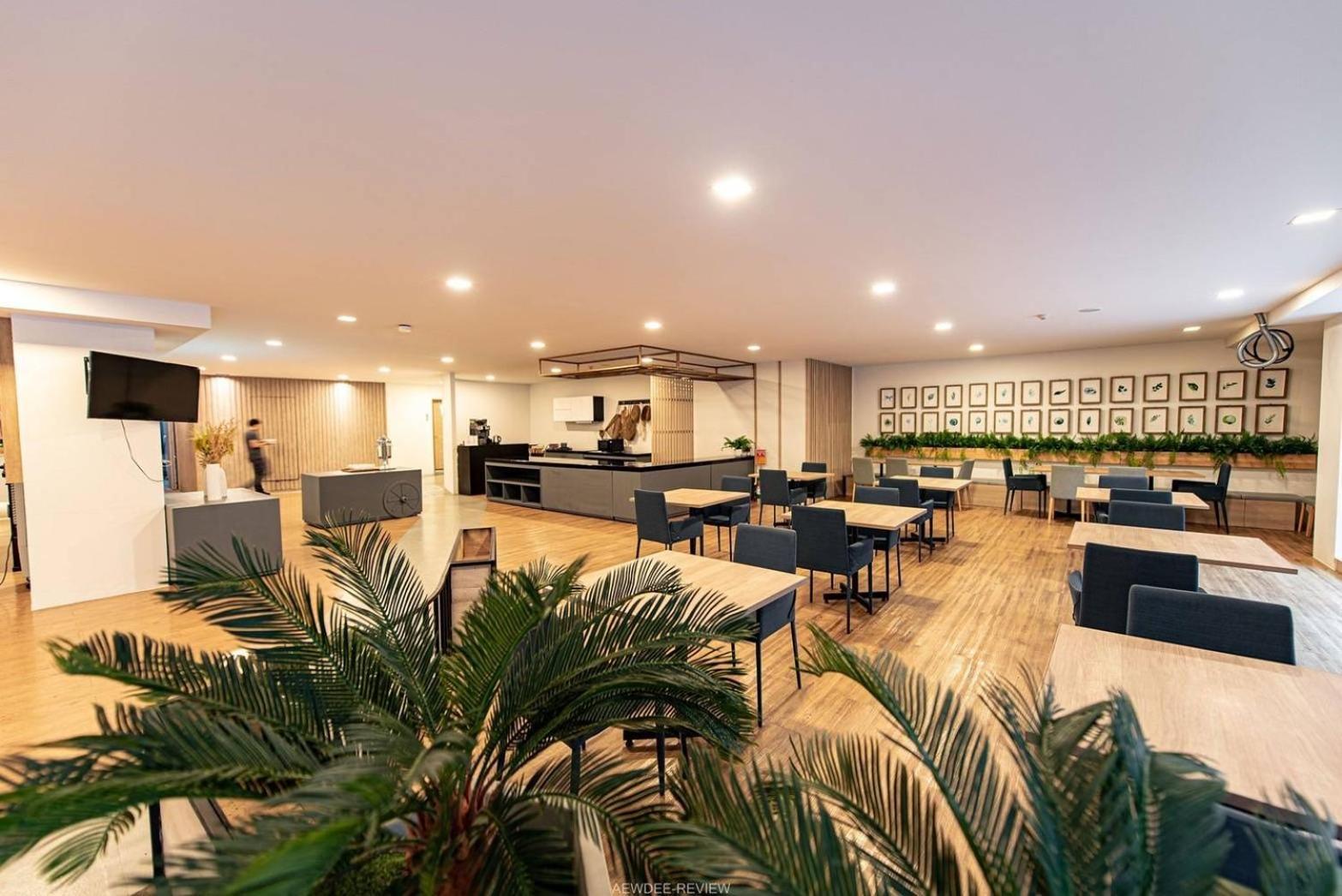 Icon Park Hotel, Chiang Mai- Sha Extra Hotel