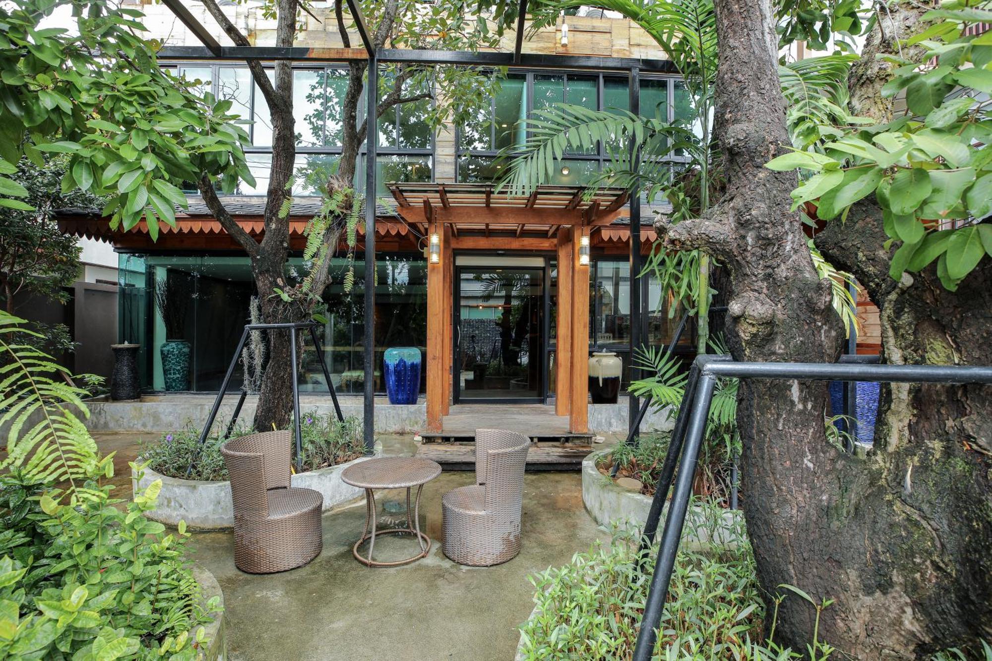 Arbor's House