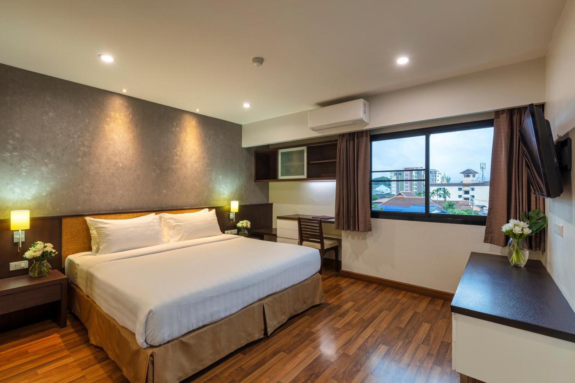 The Grand Napat 4*