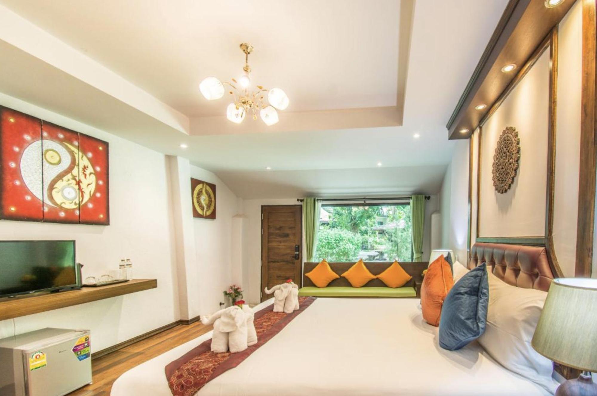 E-outfitting Doikham Chiang Mai