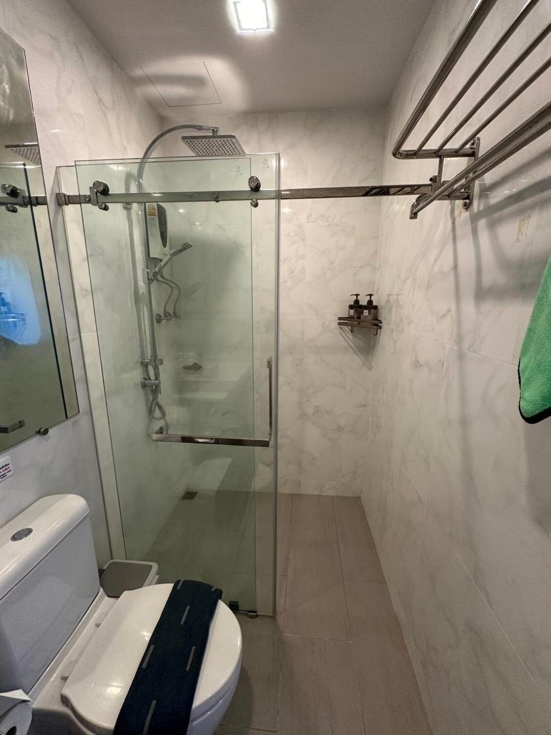 Apartment The Prio Near Airport *