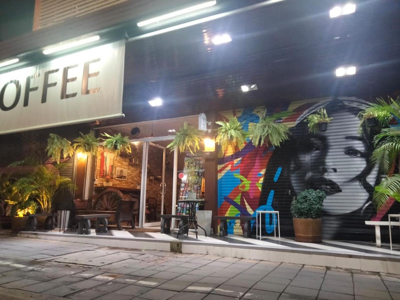 Hostel Chaiyee Coffee Chiang Mai