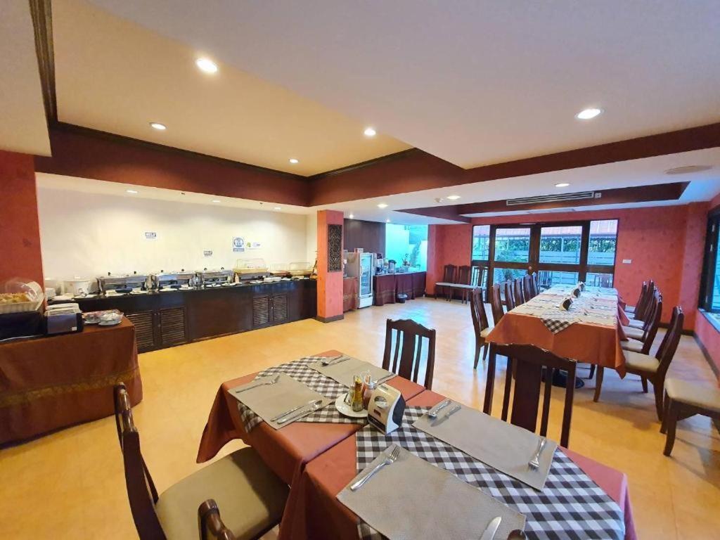 Goldenbell Chiangmai - Sha Extra Hotel