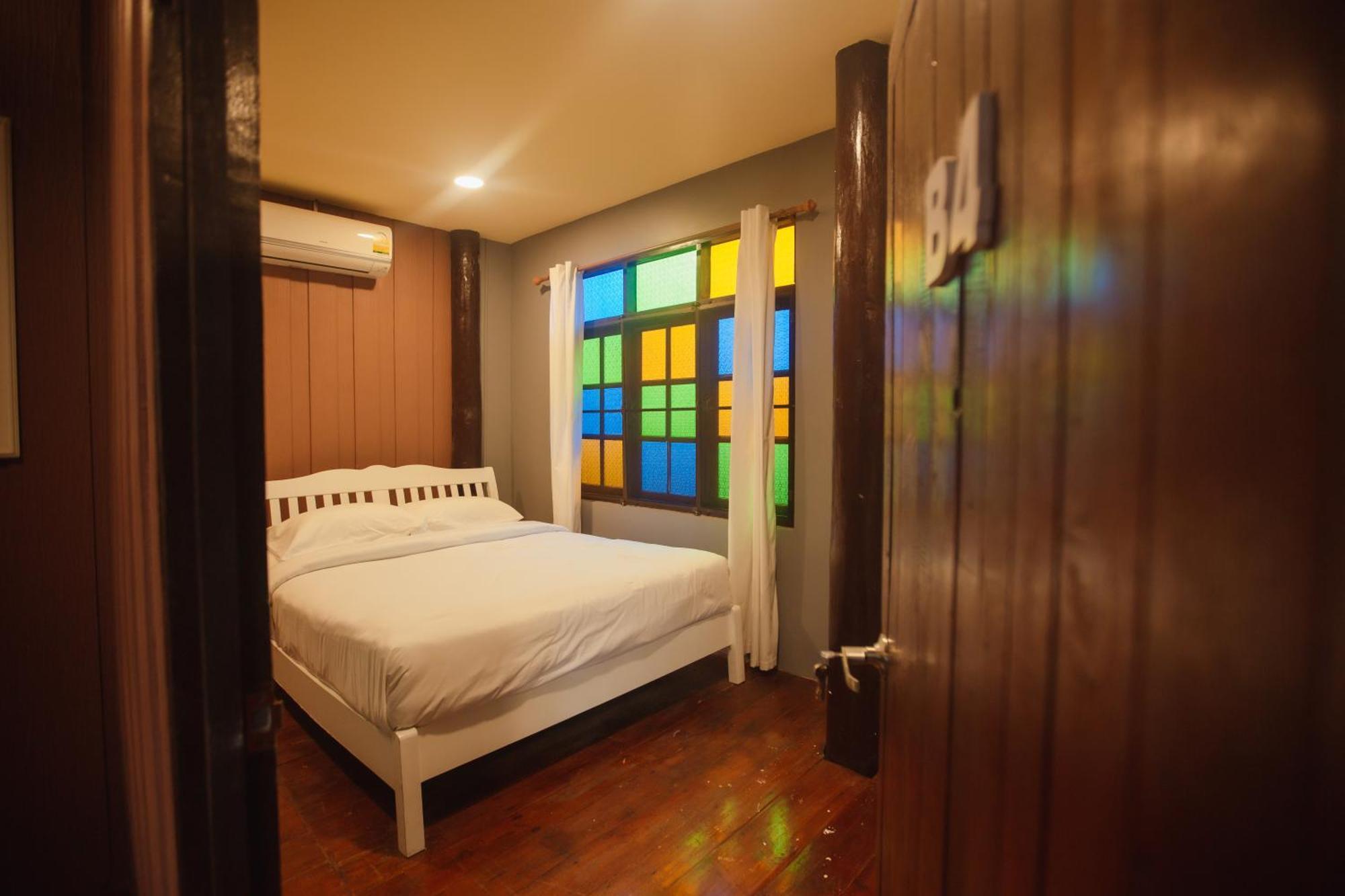 Agga Cnx Albergue *