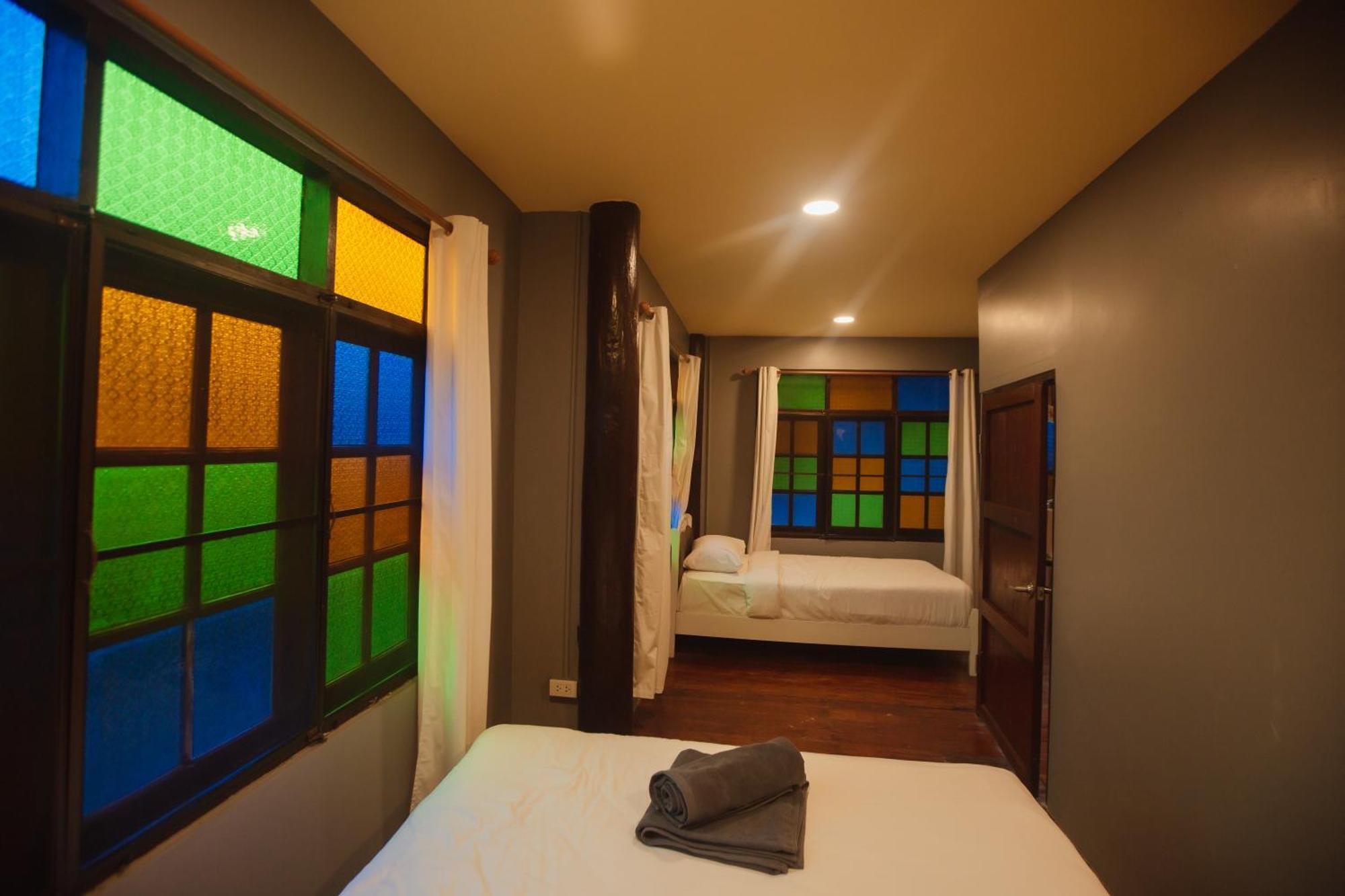 Agga Cnx Albergue *