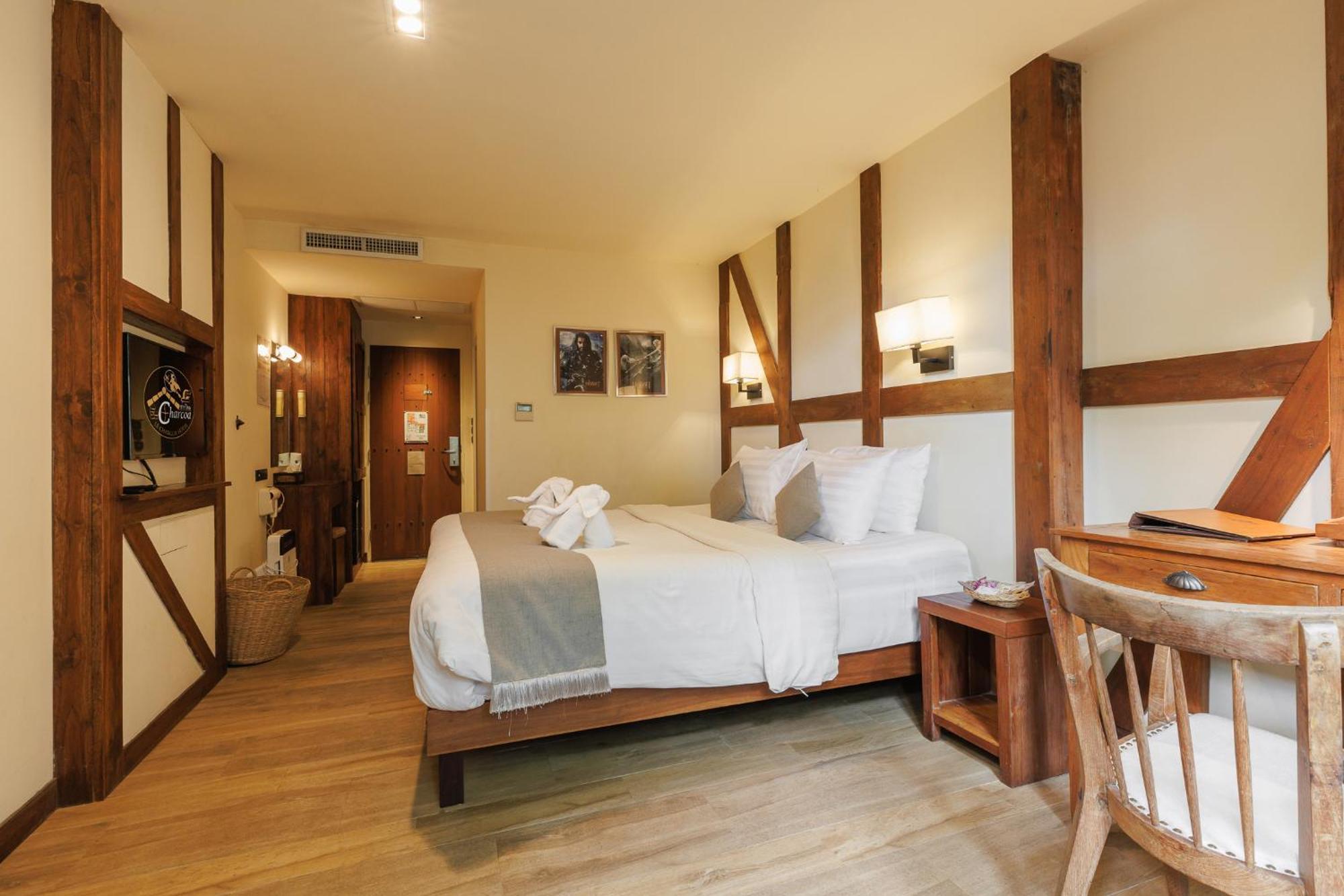 Le Charcoa Hotel Hotel
