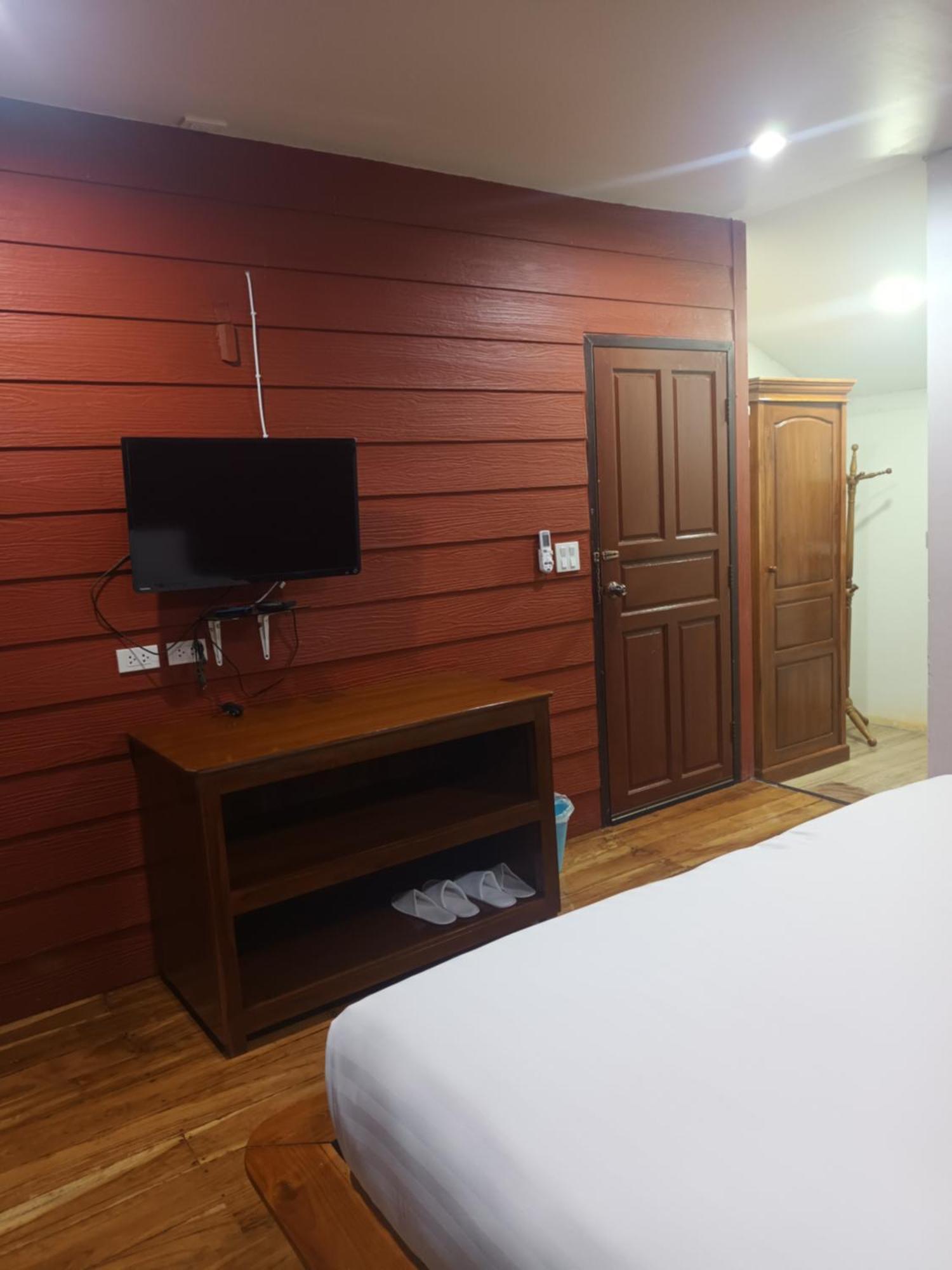 Guest house Saen Kam