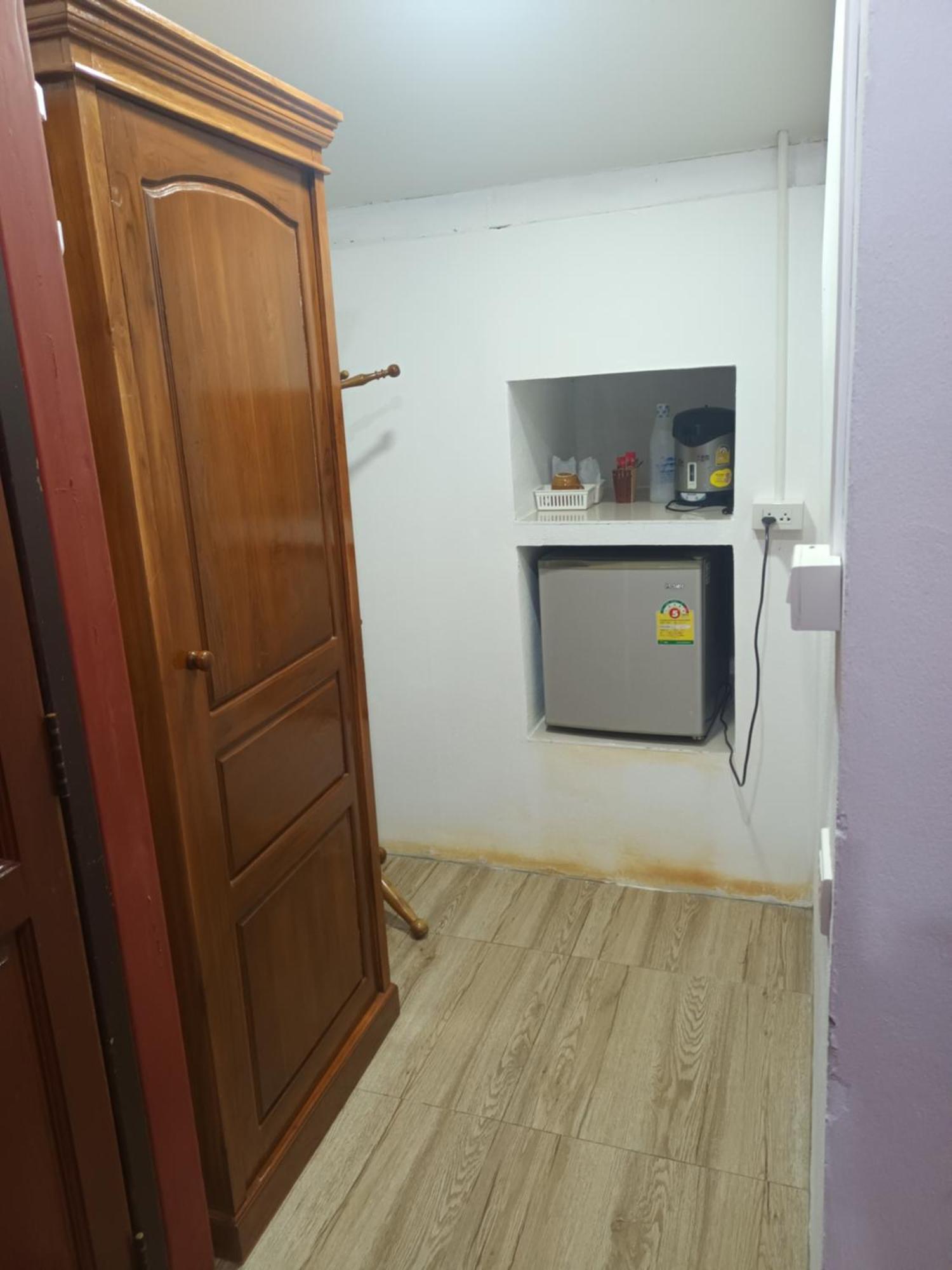 Guest house Saen Kam *