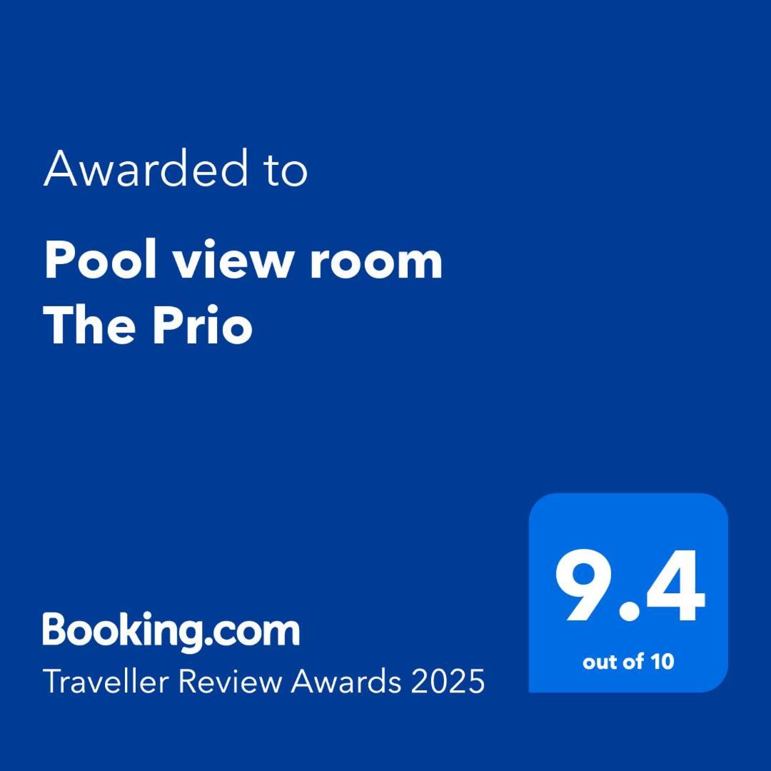 Pool View The Prio *