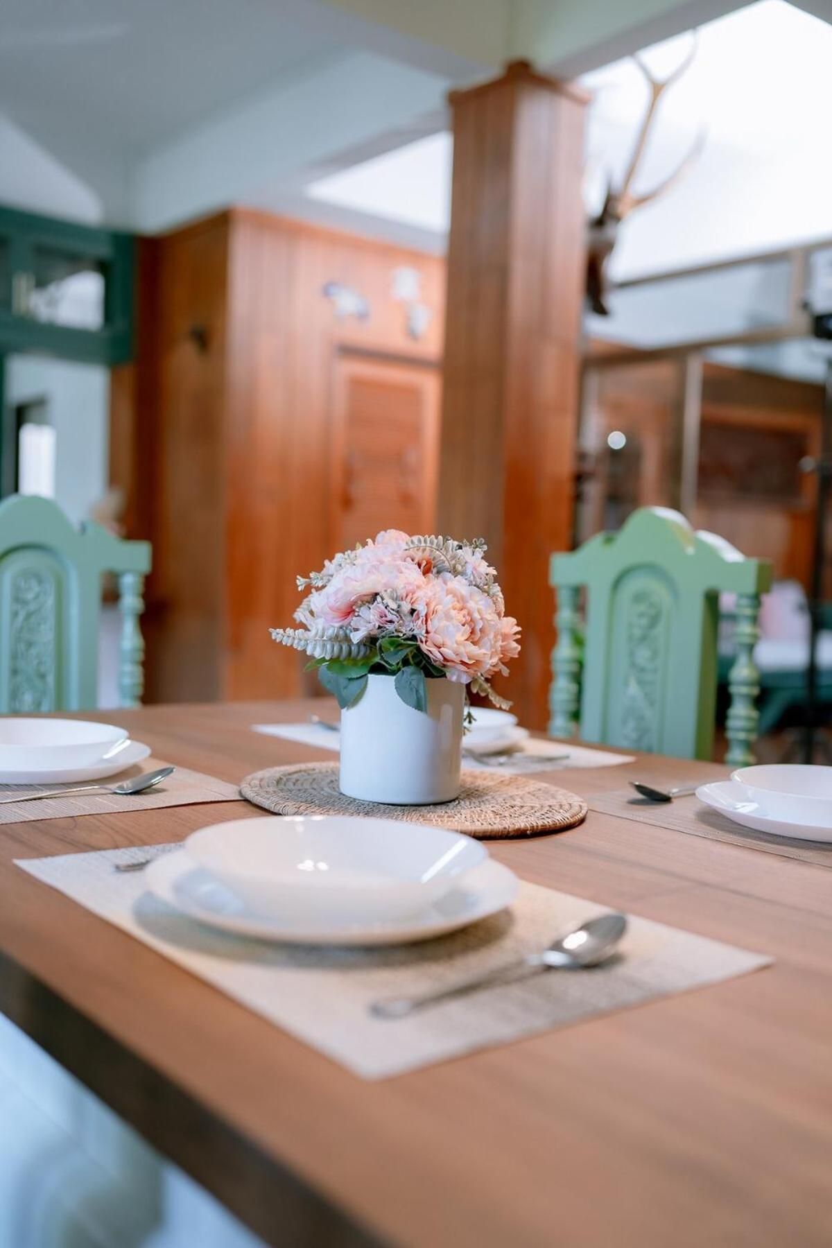 3br Cosy In Chiangmai With Public Pool