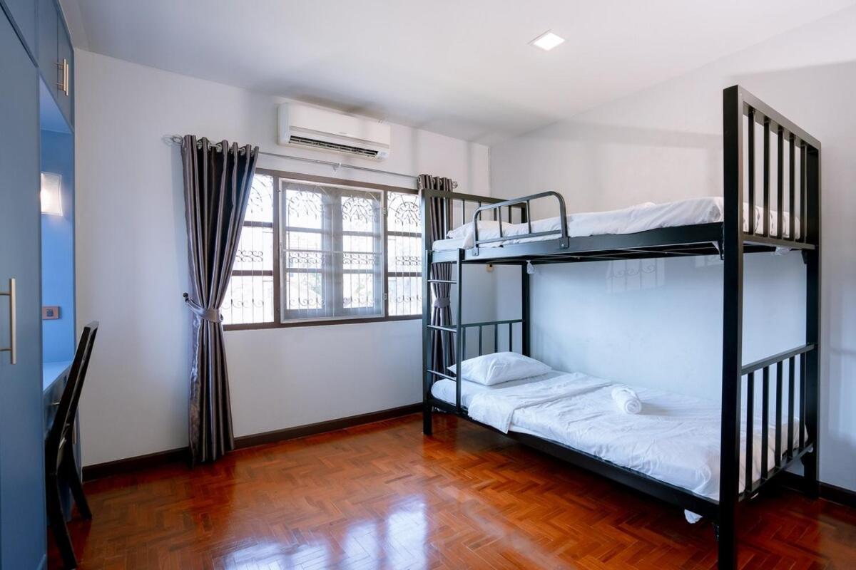 Holiday home 3br Cosy In Chiangmai With Public Pool *
