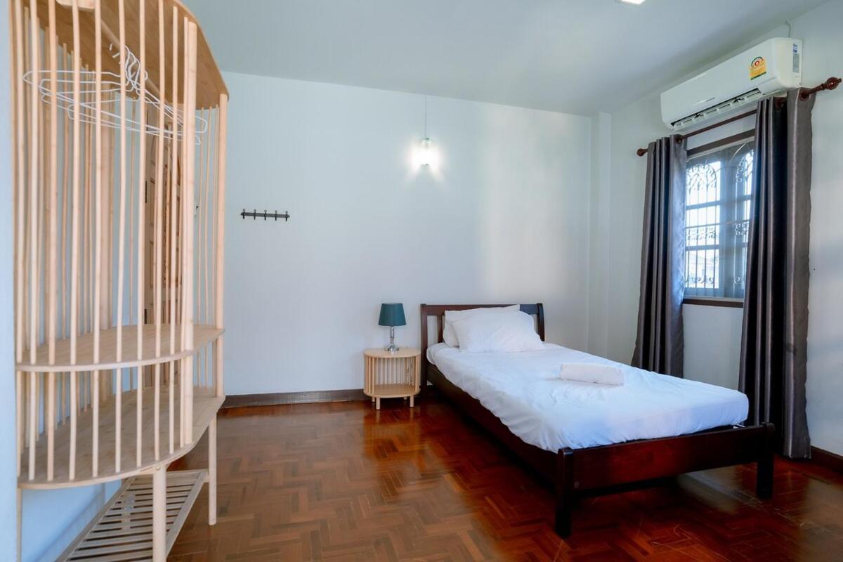 3br Cosy In Chiangmai With Public Pool Holiday home