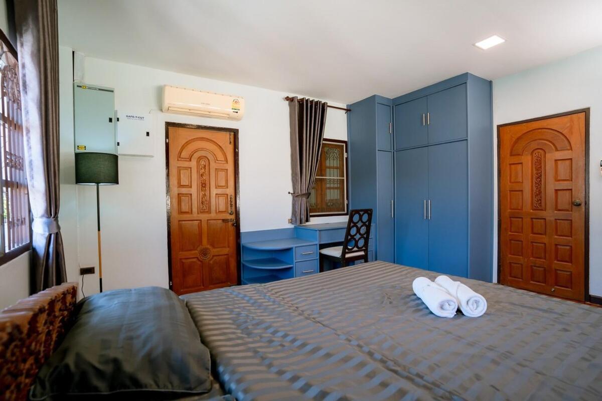 3br Cosy In Chiangmai With Public Pool