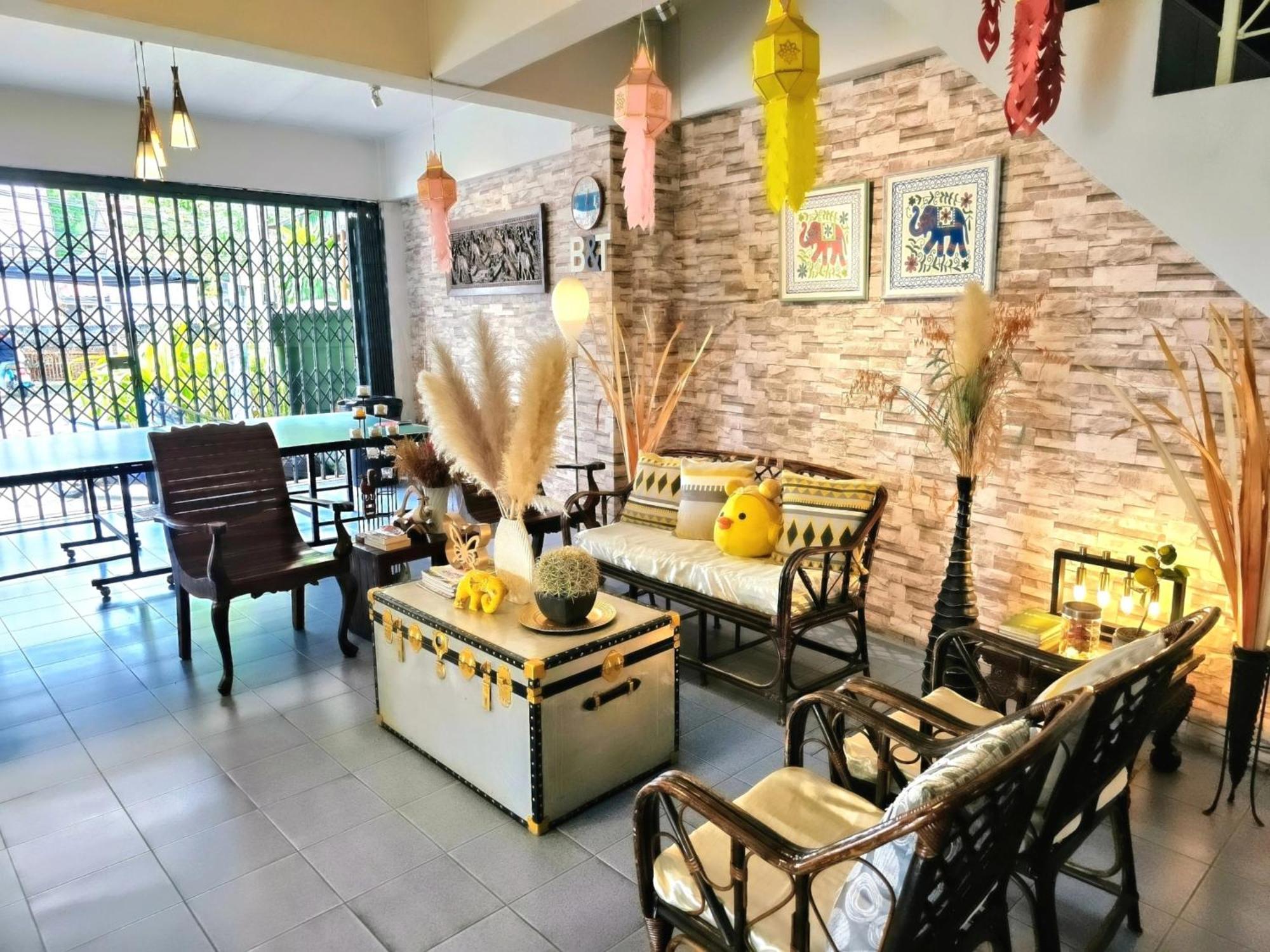 Bed And Terrace Hotel Chiang Mai